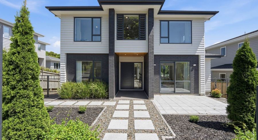  at 18 Newport Place, Forrest Hill, North Shore City, Auckland