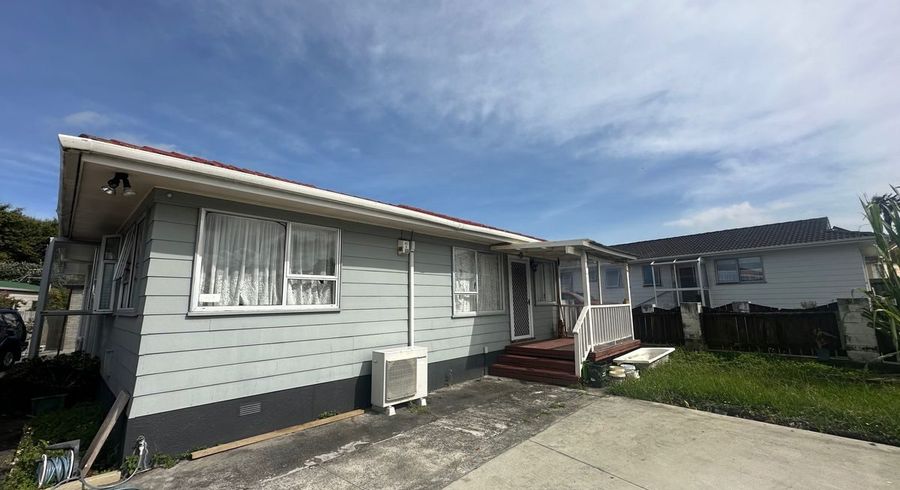  at 34 Ferndown Avenue, Papatoetoe, Manukau City, Auckland