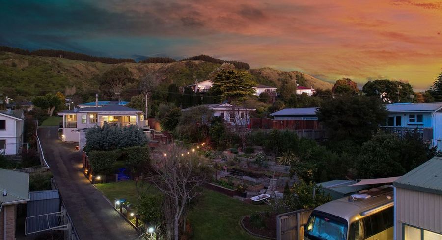  at 2 Sydney Crescent, Raumati South, Paraparaumu