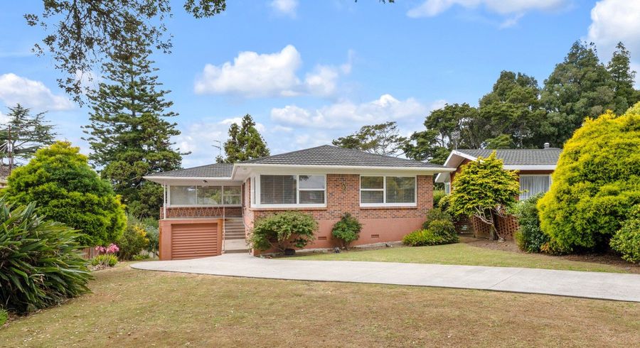  at 96 Lawrence Crescent, Hill Park, Manukau City, Auckland