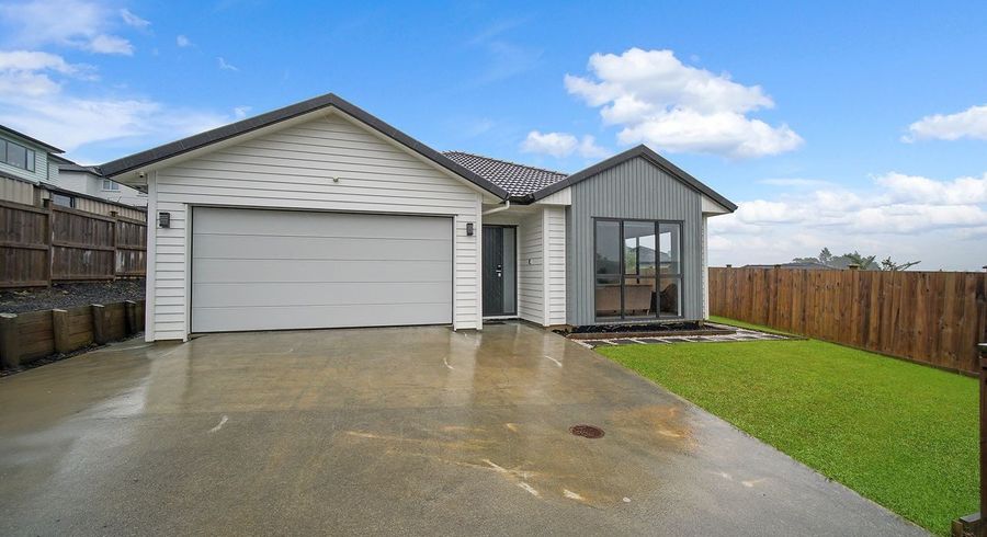  at 7 Tautoru Avenue, Orewa, Orewa