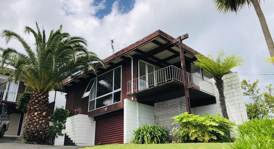  at 1/11 Parr Terrace, Castor Bay, Auckland