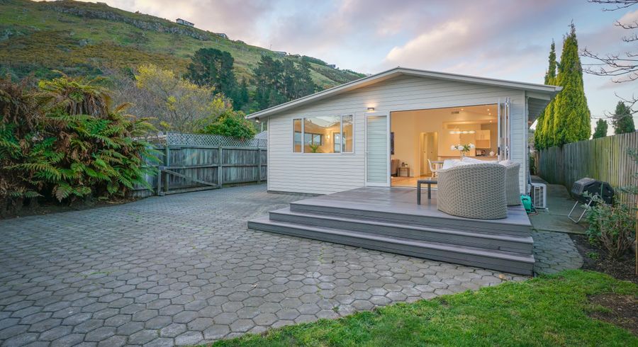  at 6 Duncan Street, Sumner, Christchurch
