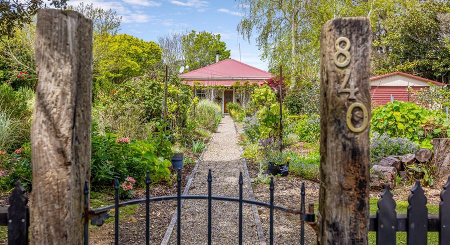  at 840 Pukearuhe Road, Waiiti, Urenui