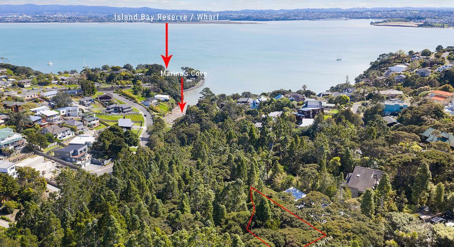  at 108 Hadfield Street, Beach Haven, Auckland