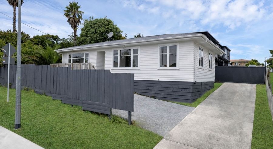  at 53A Sylvan Crescent, Te Atatu South, Waitakere City, Auckland