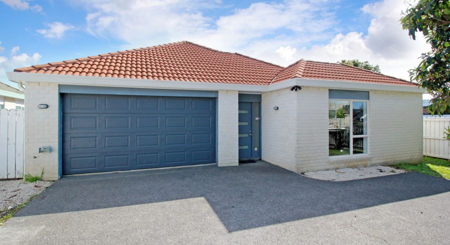  at 1/171 Botany Road, Botany Downs, Manukau City, Auckland