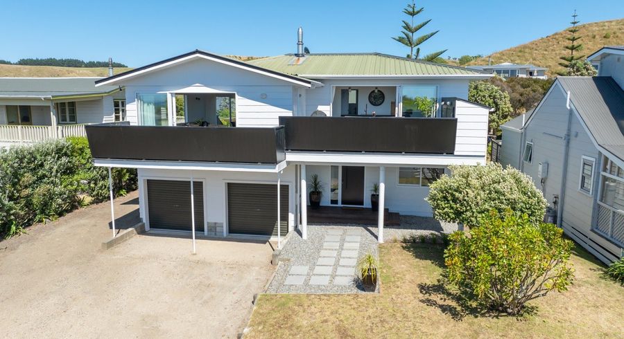  at 16 Tamarisk Drive, Riversdale Beach, Masterton