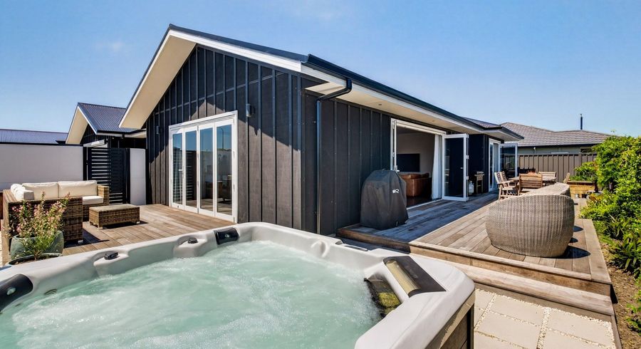  at 11 Whangaehu Place, Te Awa, Napier, Hawke's Bay