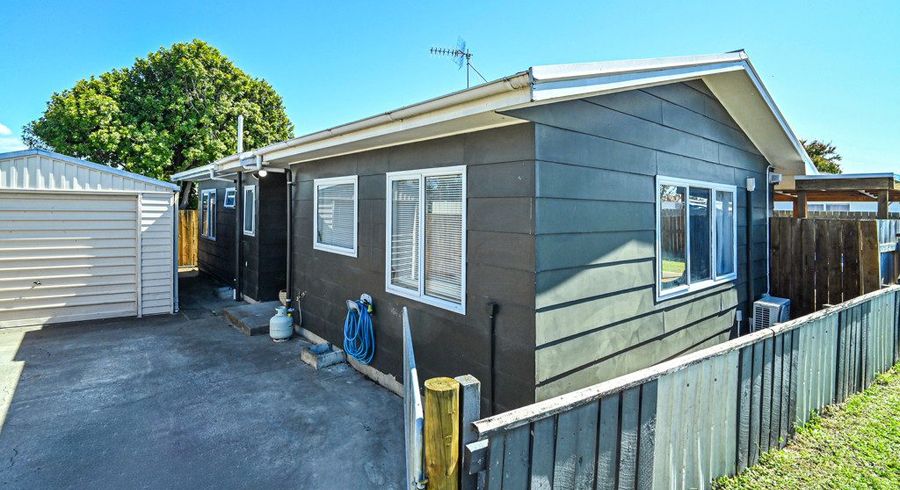  at 2/701 Riverslea Road South, Akina, Hastings, Hawke's Bay