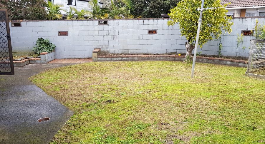  at 1/272 Birkdale Road, Birkdale, North Shore City, Auckland