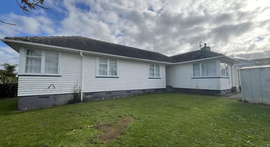  at 1 Bowater Place, Manurewa, Manukau City, Auckland