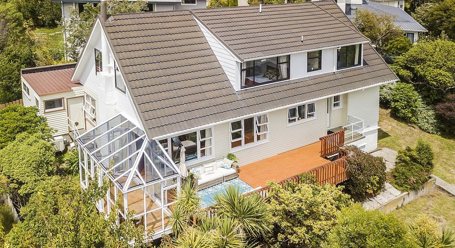  at 14 Norwich Street, Wadestown, Wellington