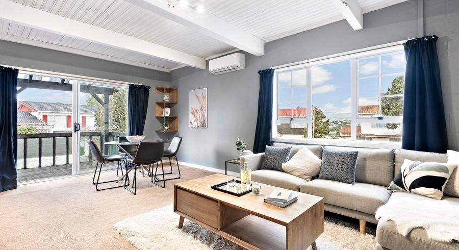  at 120 Akaroa Drive, Maupuia, Wellington