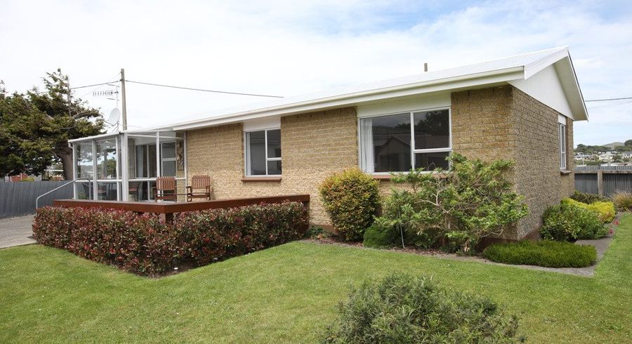  at 30 Leader Street, Riverton