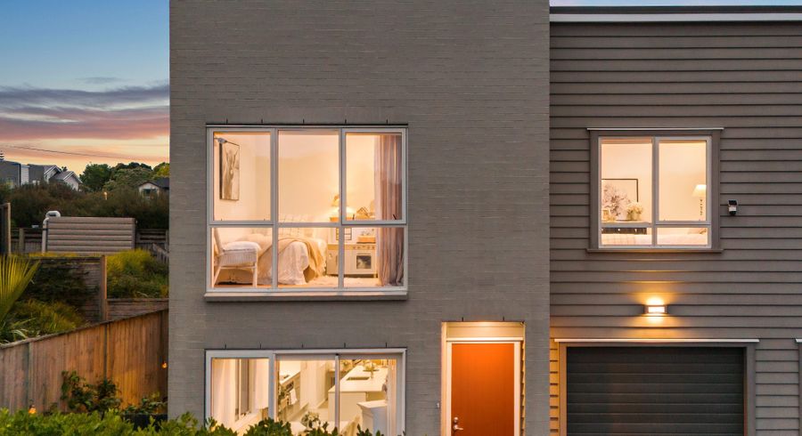  at 1 Mahinga Lane, Massey, Waitakere City, Auckland