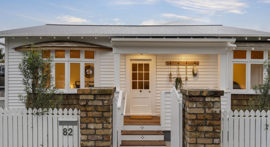  at 82 Lancaster Road, Beach Haven, Auckland