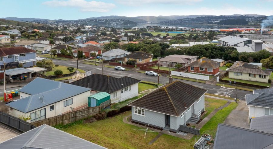  at 35 Kotuku Street, Elsdon, Porirua