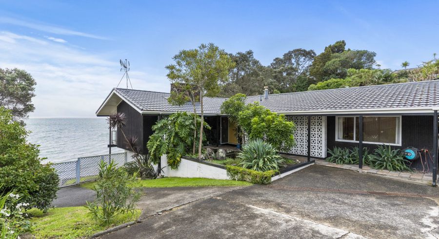  at 16 Harbour View Road, Point Chevalier, Auckland City, Auckland