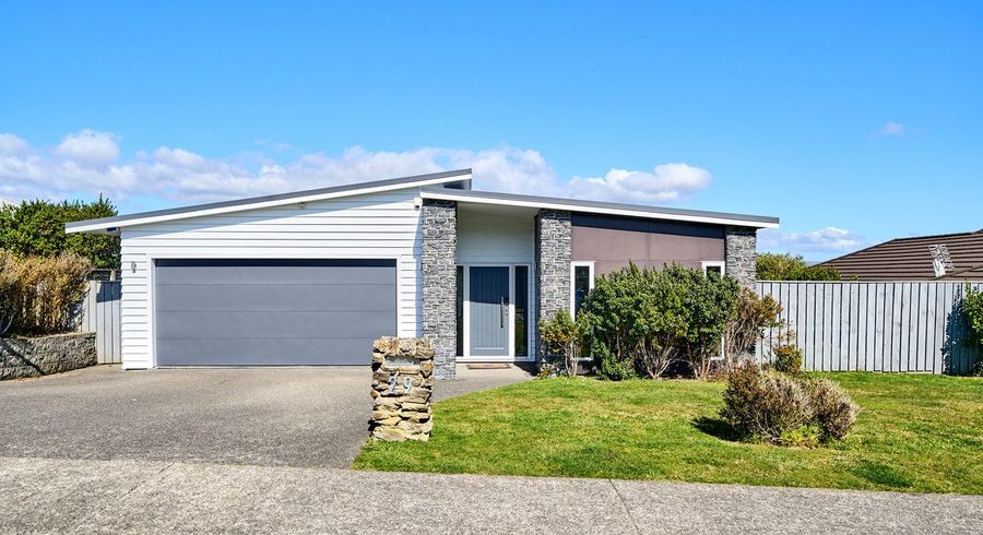  at 29 Paparoa Crescent, Aotea, Porirua, Wellington