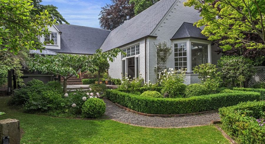  at 33B Aynsley Terrace, Hillsborough, Christchurch
