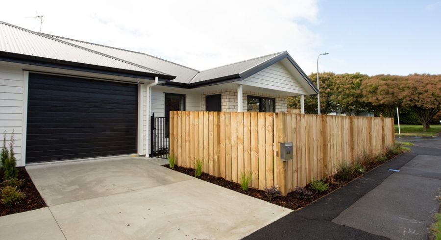  at 2/35 Flynn Road, Hillcrest, Hamilton, Waikato
