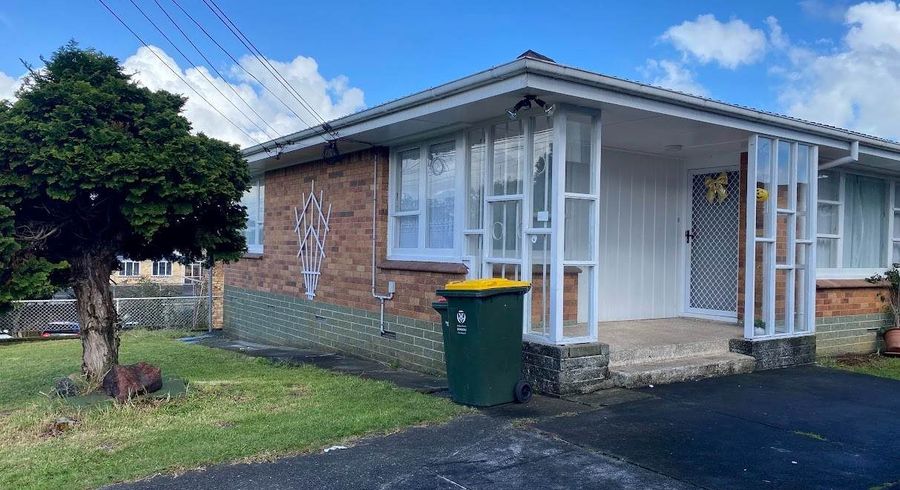  at 1/1 Churchill Avenue, Manurewa, Manukau City, Auckland