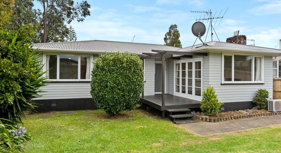  at 536 Glenfield Road, Glenfield, North Shore City, Auckland