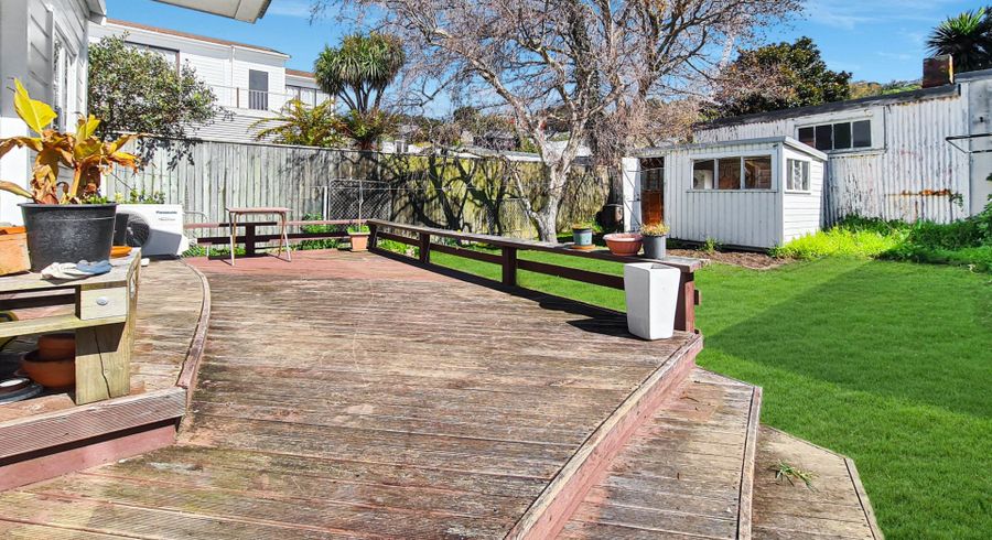  at 76 Wallace Street, Mount Cook, Wellington