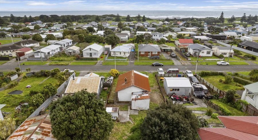  at 10 Matai Street, Castlecliff, Whanganui