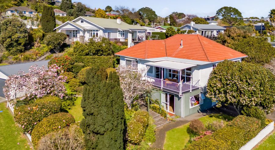  at 32 Queens Road, Glen Avon, New Plymouth, Taranaki