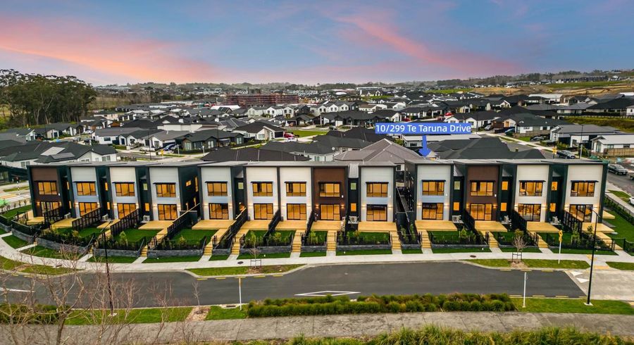  at 10/299 Te Taruna Drive, Milldale, Rodney, Auckland