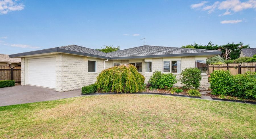  at 78 Guildford Drive, Paraparaumu
