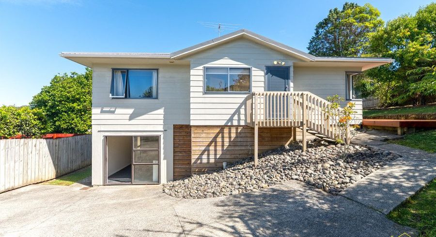  at 14A Tauhara Street, Green Bay, Waitakere City, Auckland