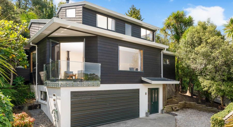  at 5a Gannet Point, Rothesay Bay, North Shore City, Auckland