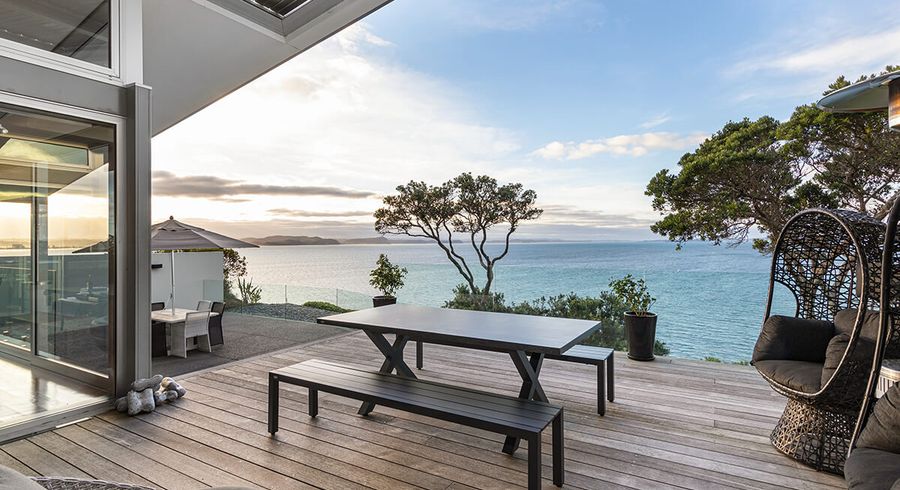  at 82 Ardern Avenue, Stanmore Bay, Whangaparaoa