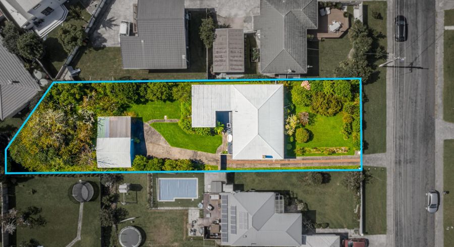  at 7 Abbotleigh Avenue, Te Atatu Peninsula, Waitakere City, Auckland