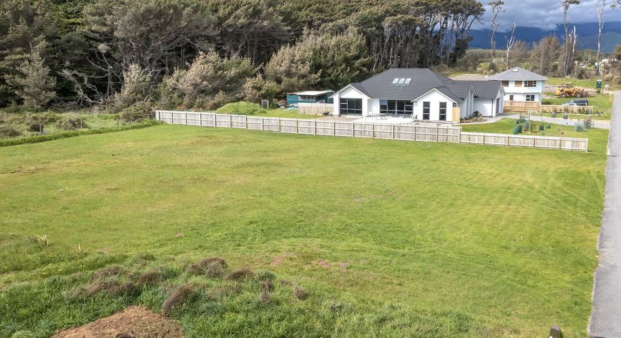  at 4B Rangiuru Road, Otaki Beach, Otaki