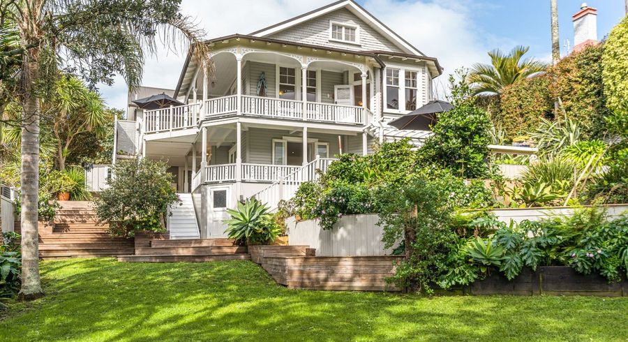  at 21 Glen Road, Stanley Point, Auckland