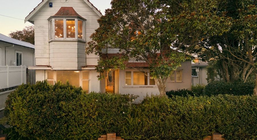  at 128 River Road, Hamilton East, Hamilton, Waikato