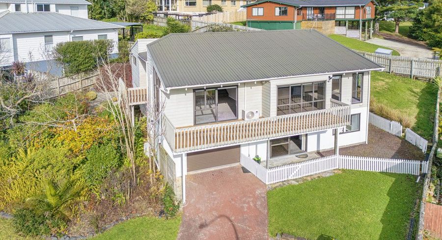  at 10 Unsworth Drive, Unsworth Heights, North Shore City, Auckland