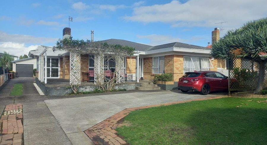  at Papatoetoe, Manukau City, Auckland