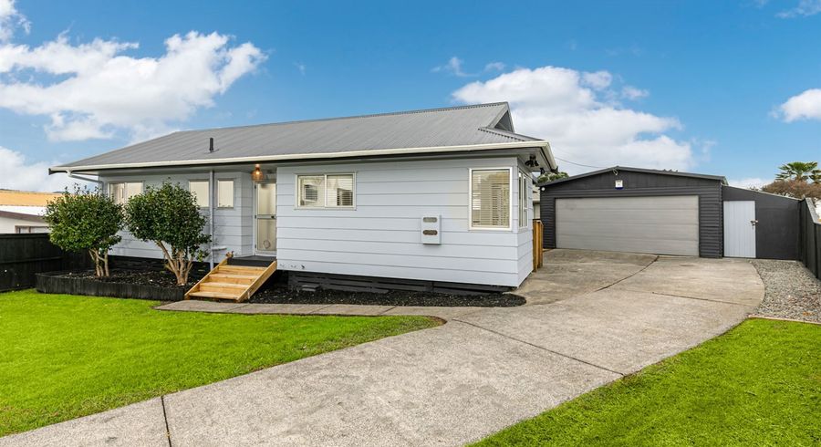  at 33 Hindmarsh Street, Henderson, Auckland