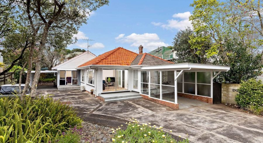  at 4 Green Lane East, Remuera, Auckland