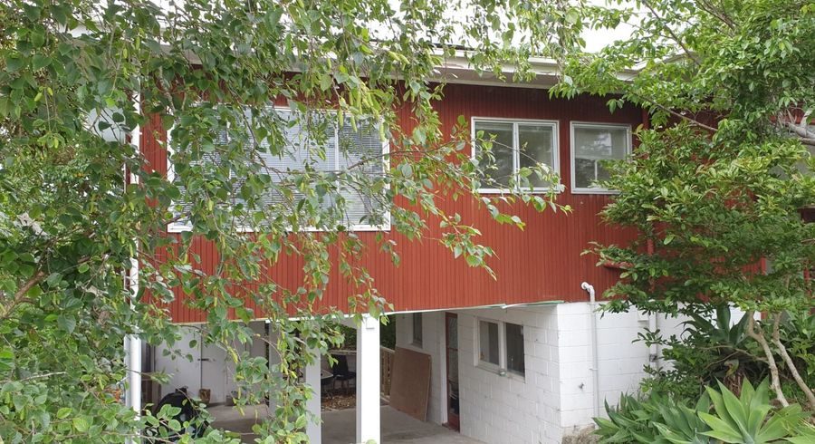  at 218a Methuen Road, New Windsor, Auckland City, Auckland