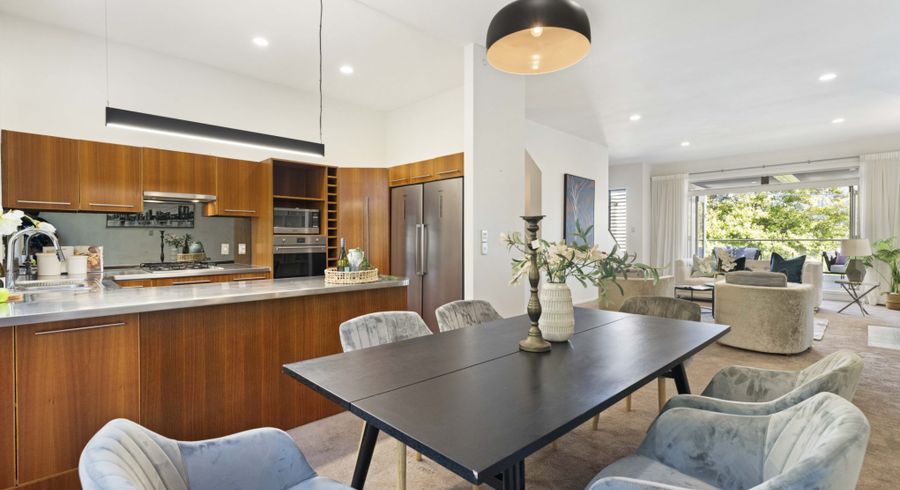  at 132E Grafton Road, Grafton, Auckland