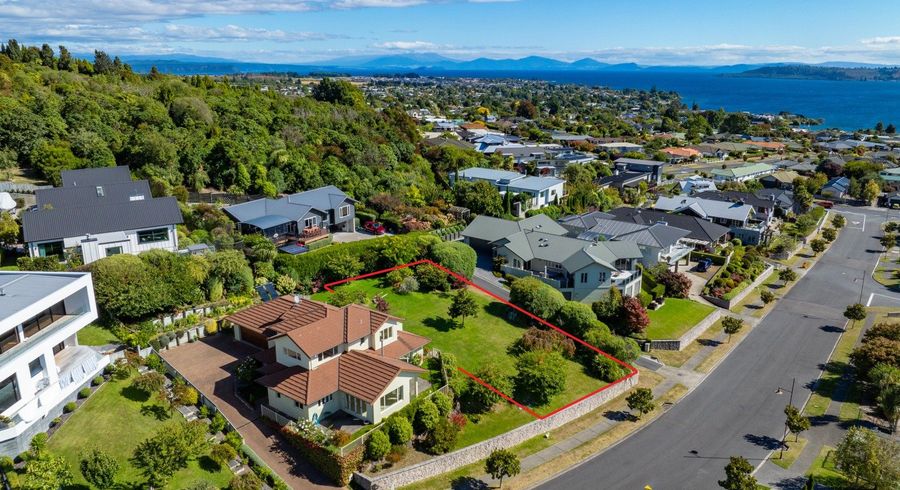  at 22 Botanical Heights Drive, Waipahihi, Taupo, Waikato