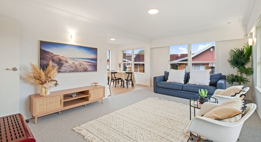  at 42 Ray Small Drive, Pahurehure, Papakura, Auckland