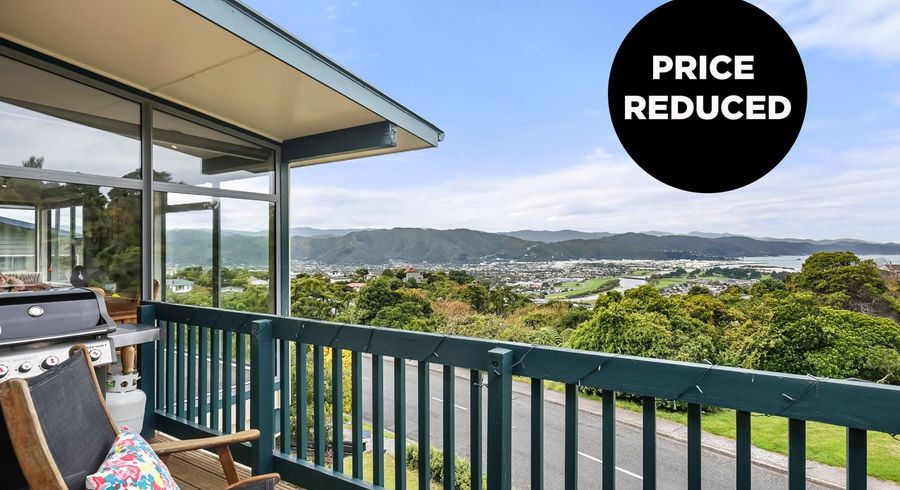  at 30 Pekanga Road, Normandale, Lower Hutt
