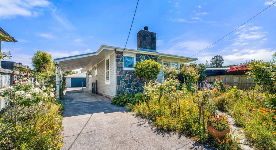  at 59 Seacliffe Avenue, Belmont, North Shore City, Auckland